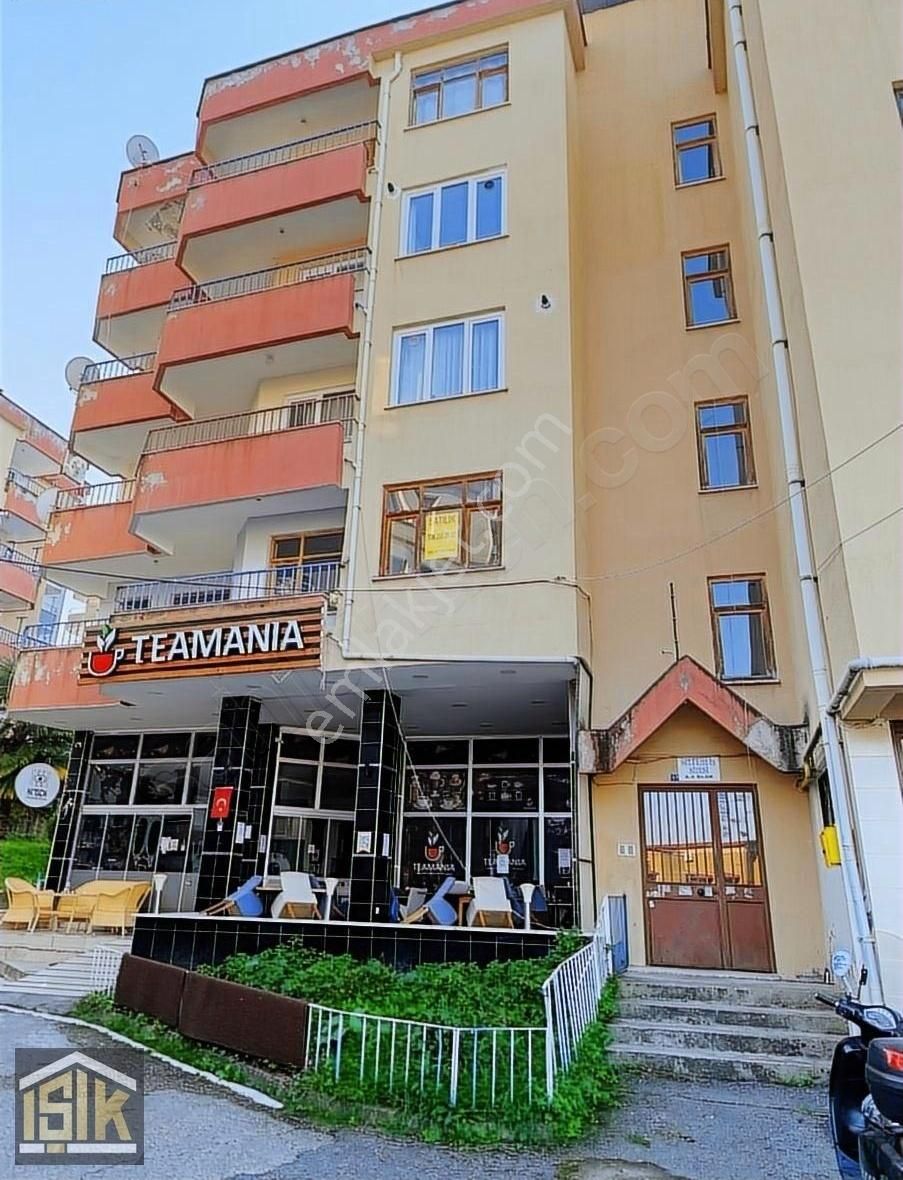 Giresun Merkez Gaziler Satılık Daire Işık//gaziler Selüloz Sitesinde Satılık 3+1 Daire