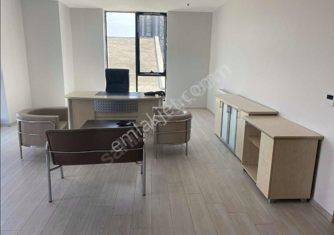 Yenişehir Seyrantepe Sanayi Kiralık Büro Premar'dan Klimalı Teraslı 2+1 Kiralık Büro