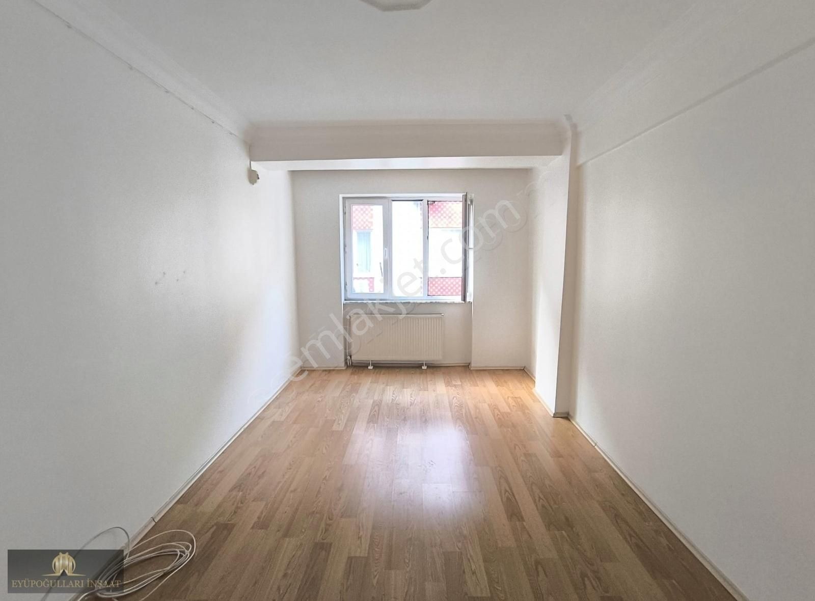 Bayrampaşa Yenidoğan Kiralık Daire B.paşa Yenidoğan Mah. 2+1 80 M2 Yeni Binada Kiralık Daire