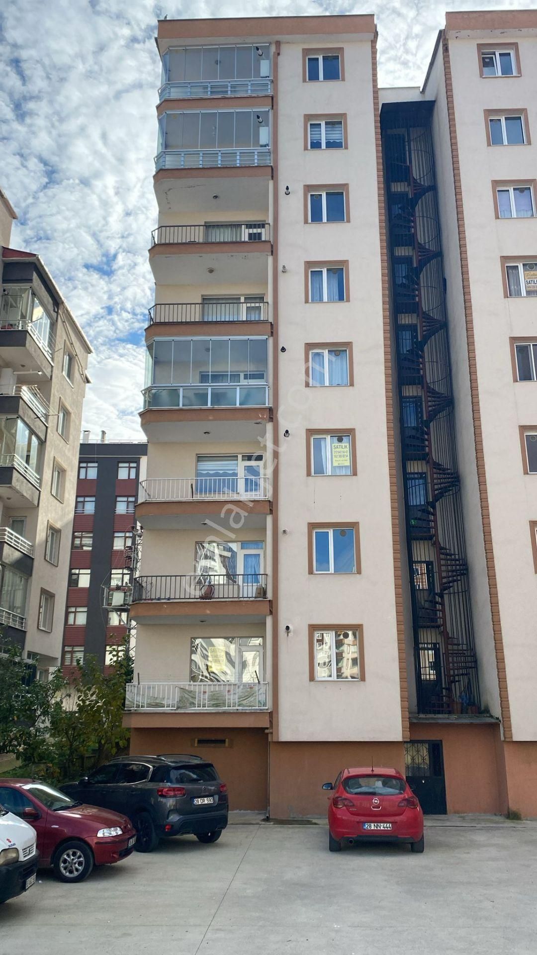 Giresun Merkez Teyyaredüzü Satılık Daire Realite World Giresun Merkez Teyyaredüzü'nde Satılık 3+1 Daire