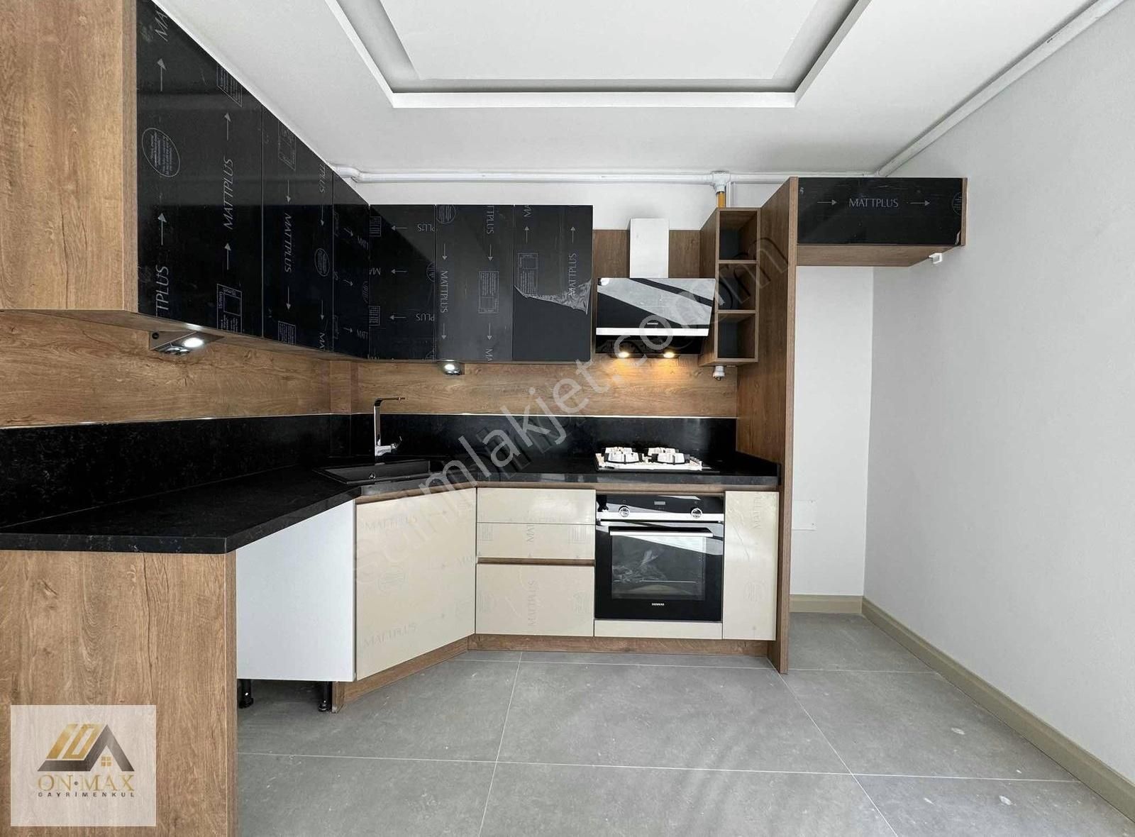 Burhaniye Bahçelievler Satılık Daire Onmax Bahçelievler'de Satılık Sıfır 1+1 70 M2 Doğalgazlı Daire