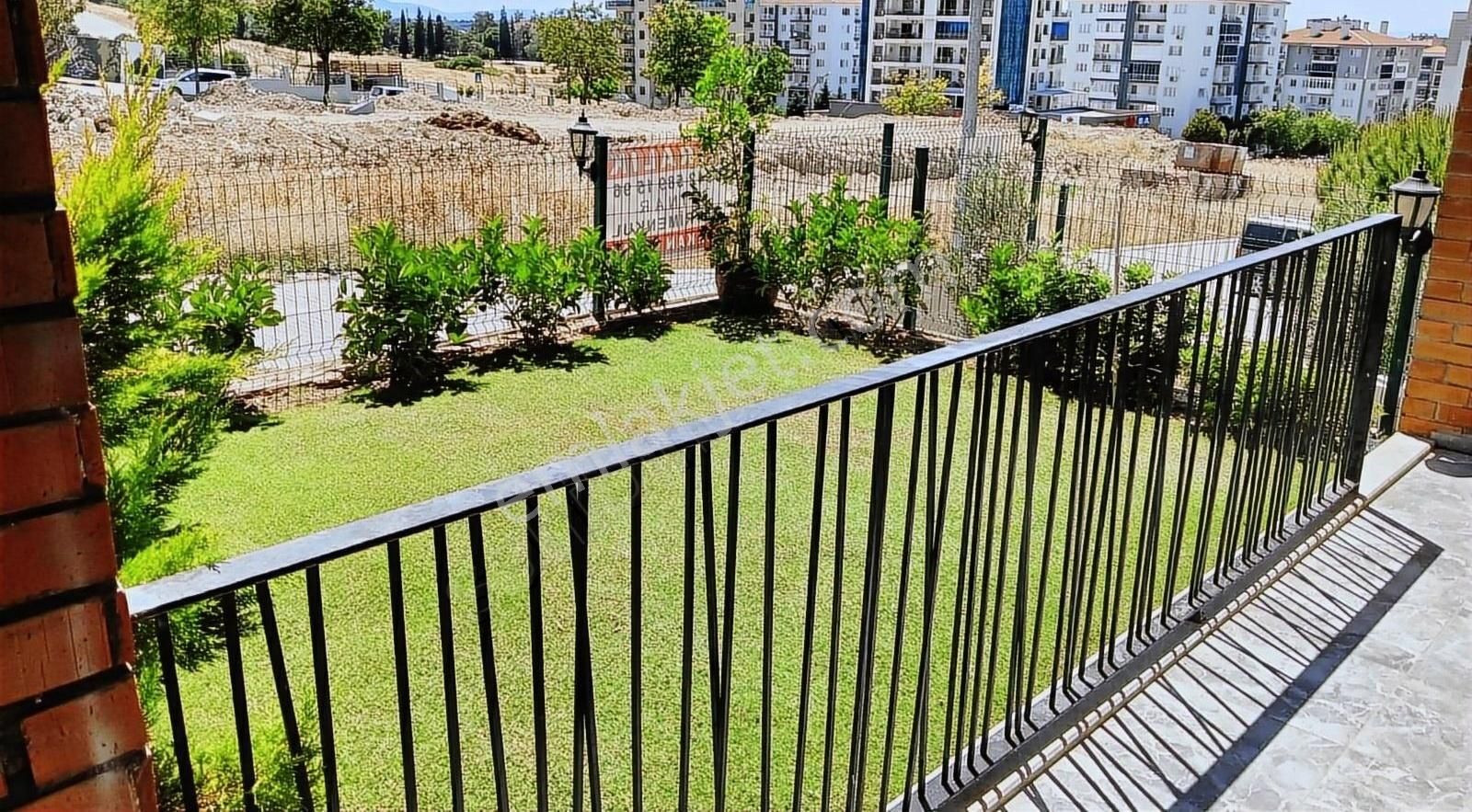 Menemen 9 Eylül Kiralık Daire 9 Eylül De 2+1 Kapalı Mutfak Bahçeli