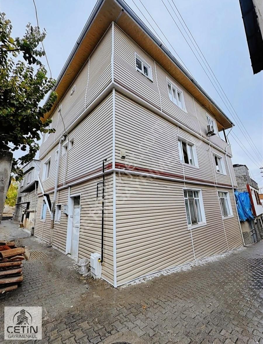 Dulkadiroğlu Sütçü İmam Kiralık Daire Çetin Gayrimenkul'den Hünkardüğünsalonu Civ Kiralık 3+1 Müstakil