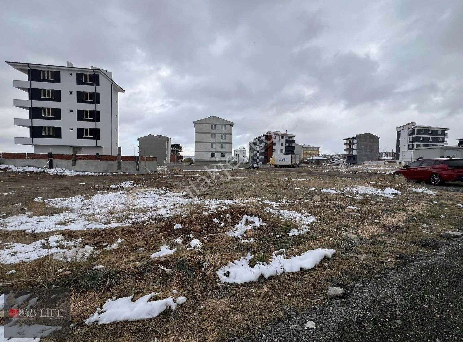 Odunpazarı Emek Satılık Konut İmarlı Rwlıfe // Emek Mah.şehir Hastane Yanı 4 Kata İmarlı Satılık Arsa