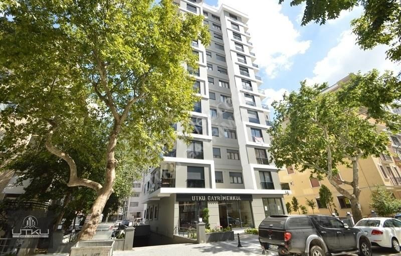 Kadıköy Suadiye Satılık Daire Utku'dan Suadiye'de 4 Yaşında Binada Balkonlu Ebeveynli 140m2 3+