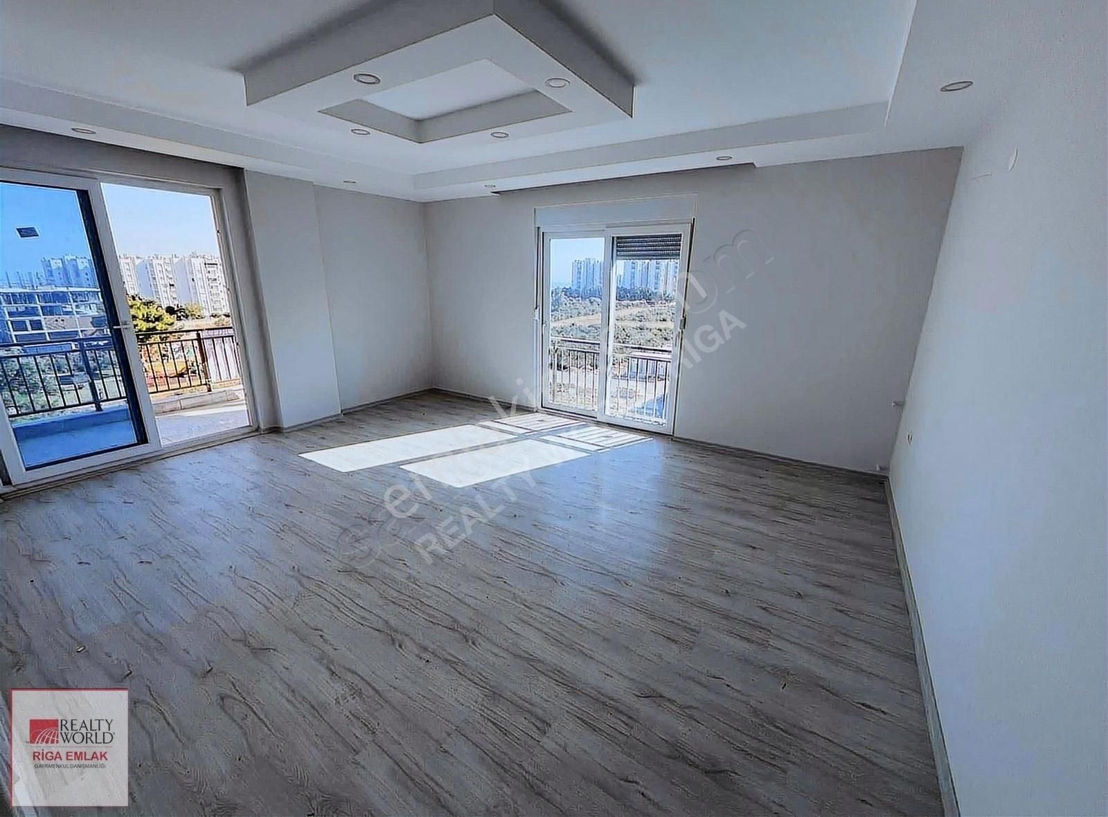 Kepez Çankaya Satılık Daire Riga'dan Çankaya Mah Satılık 7+1 270 M2 Dubleks Bölünmüş Daire