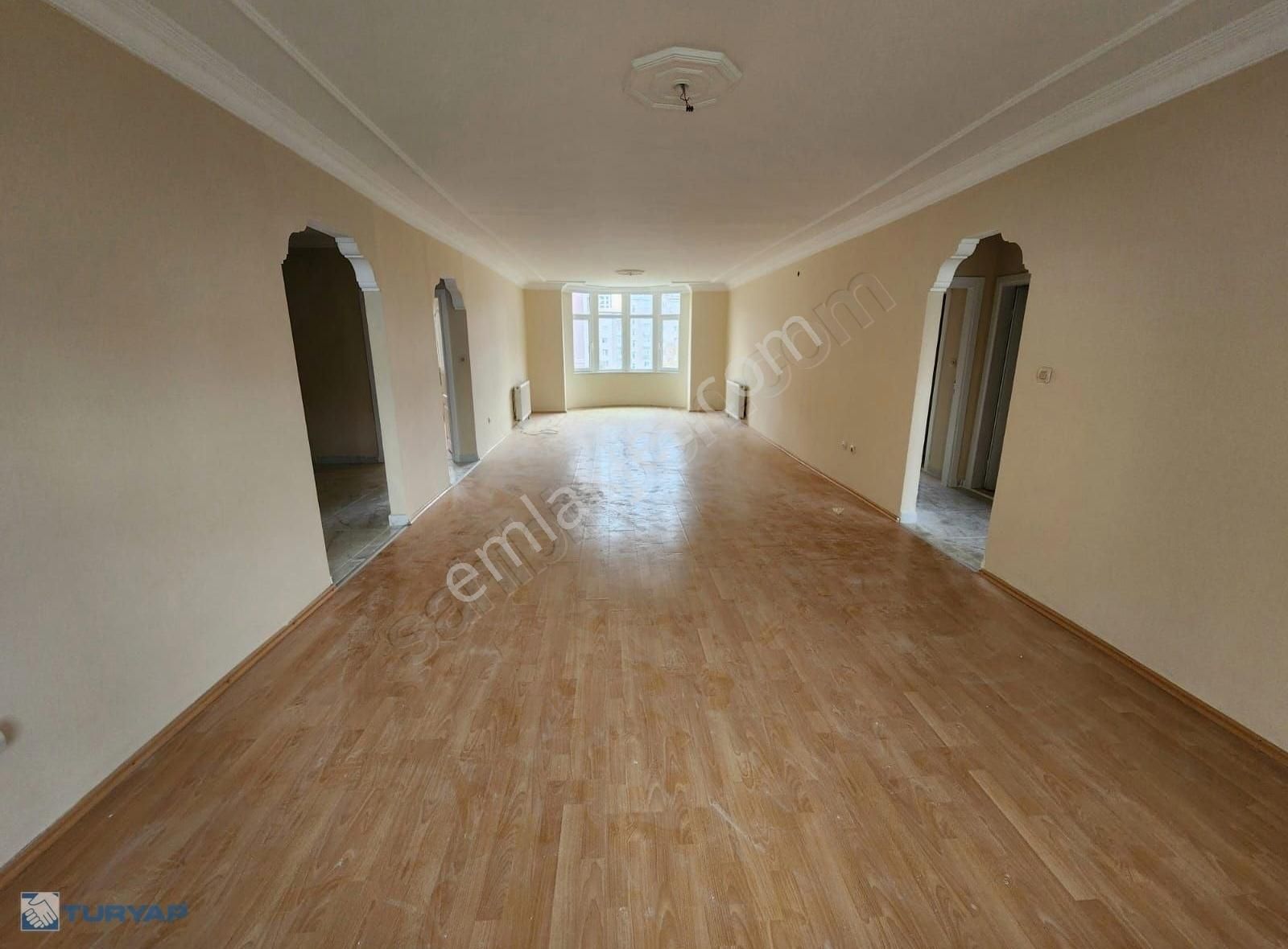 Başakşehir Bahçeşehir 2. Kısım Kiralık Daire İdeal Hukukçular Sitesi Boğazköy Tadilatlı 3+1 Kıralık Kısa Kat