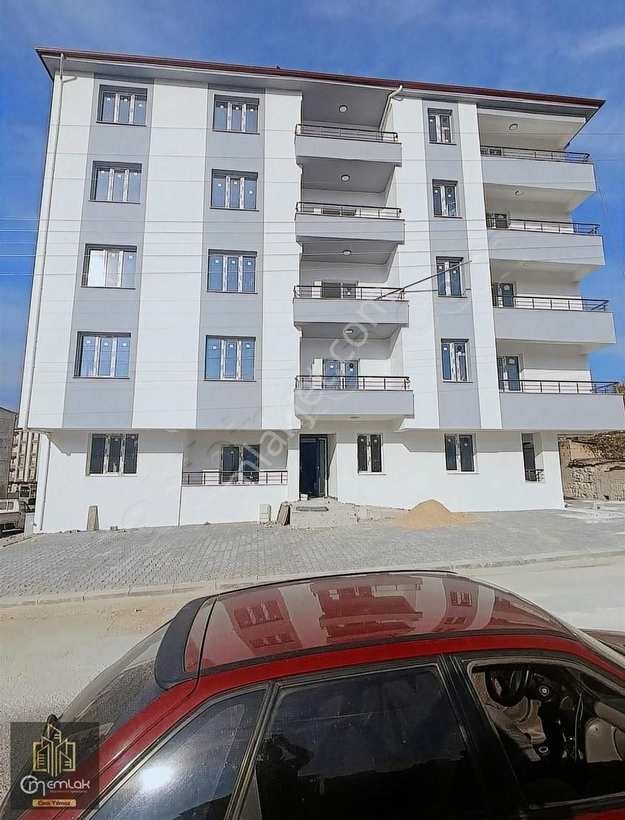 Niğde Merkez İlhanlı Satılık Daire İlhanlıda. 1.kat 3+1 Oda Satılık Sıfır Daire