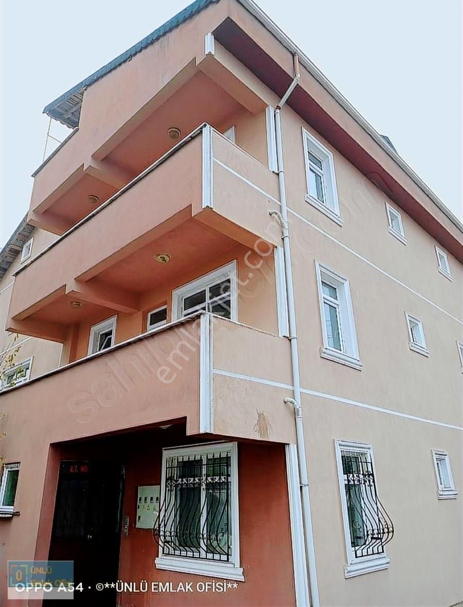 Kastamonu Merkez Kuzeykent Kiralık Daire Ünlü Emlaktan Kuzeykentte Kiralık Geniş Ferah Kombili 3+1 Arakat