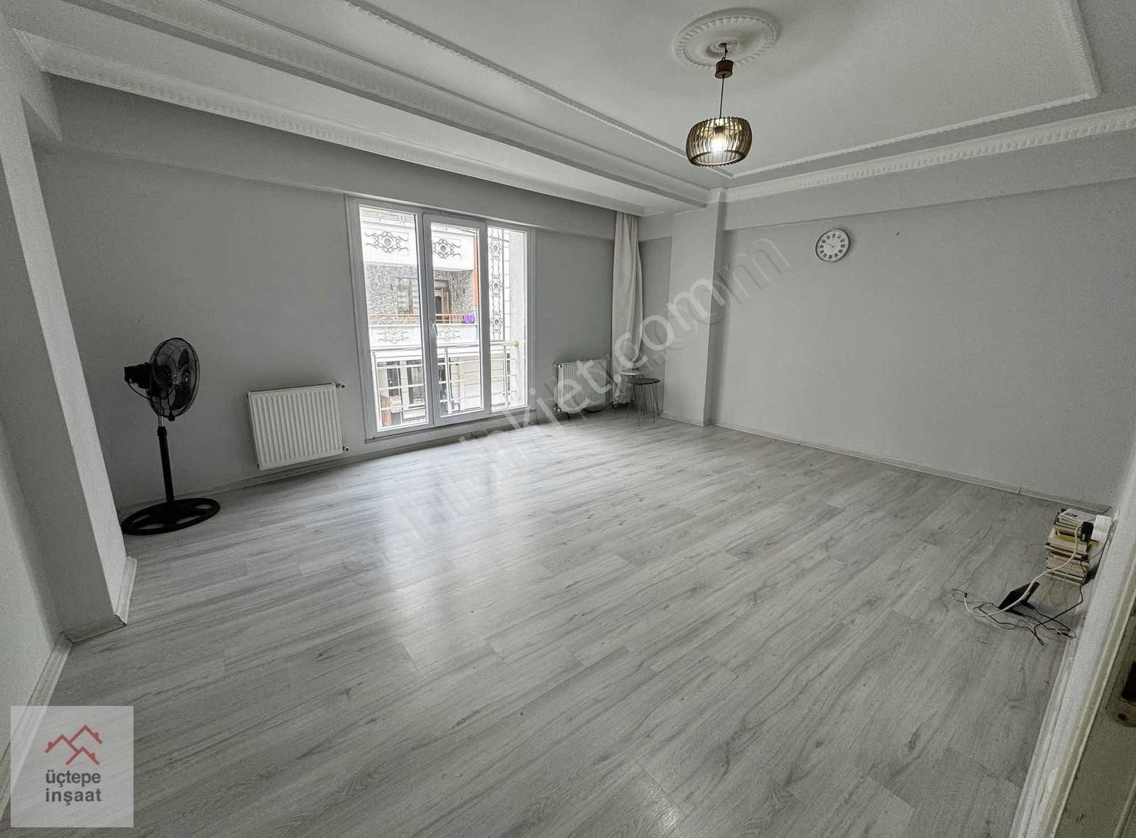 Esenyurt Battalgazi Satılık Daire Battalgazi Mah'da 3+1 Arakat 130 M² İskanlı Tekdaireüzeri-blknlu