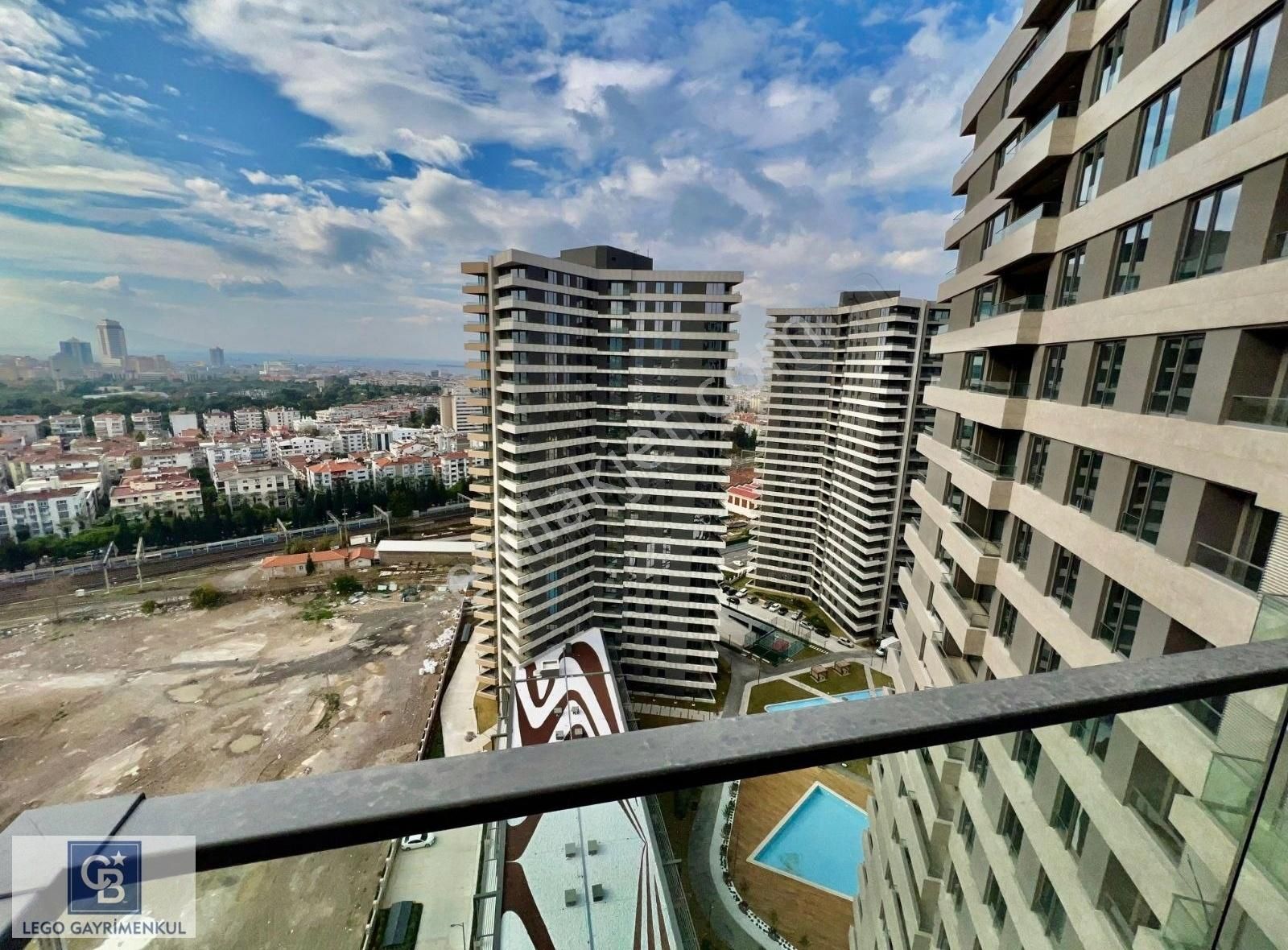 Konak Ege Satılık Daire Allsancak Sitesi Fuar Ve Deniz Cephe Fırsat Satılık 1+1