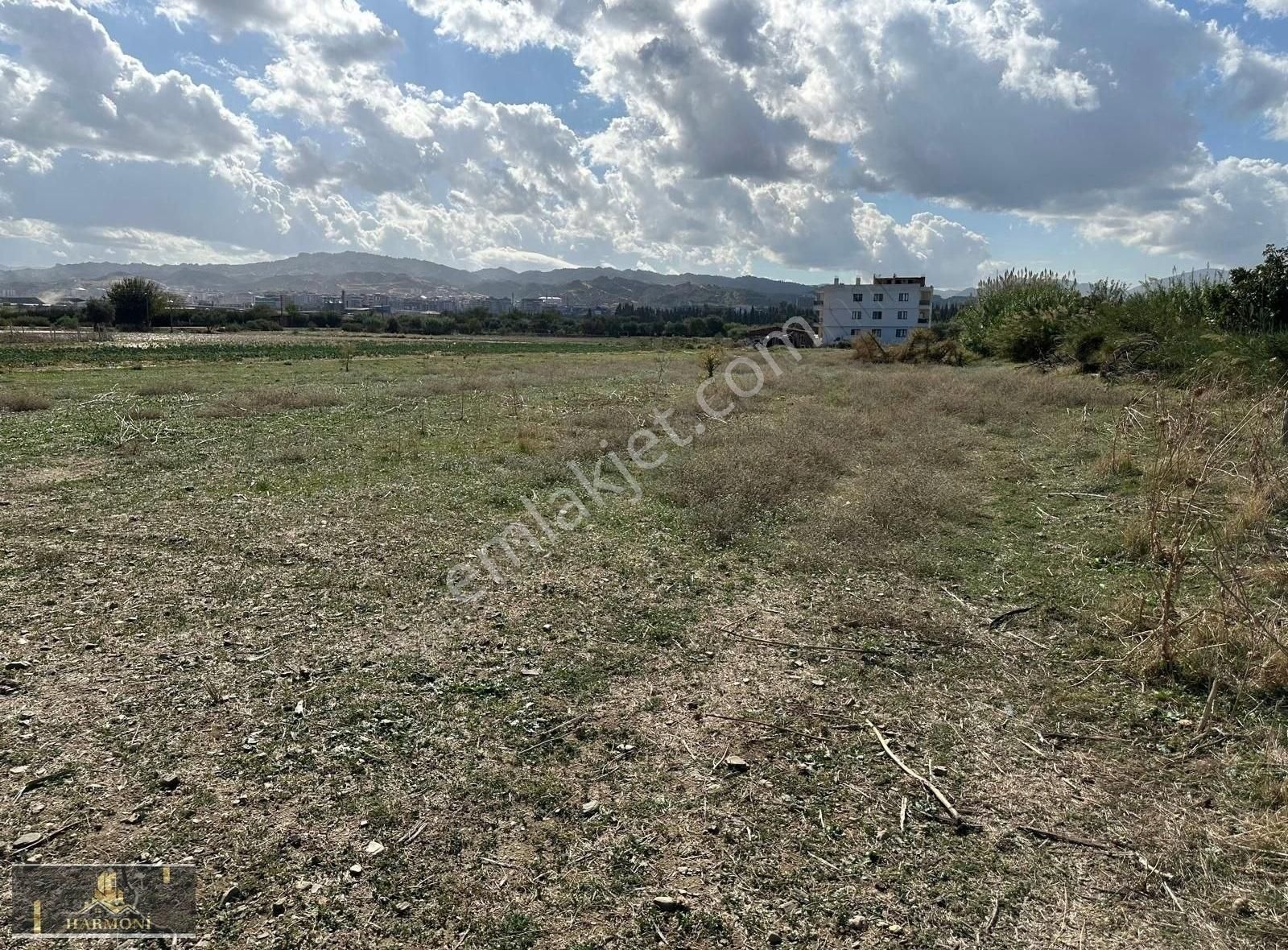 Turgutlu Şehitler Satılık Konut İmarlı Turgutlu Merkez De 4 Kat İmarlı Konut Arsası