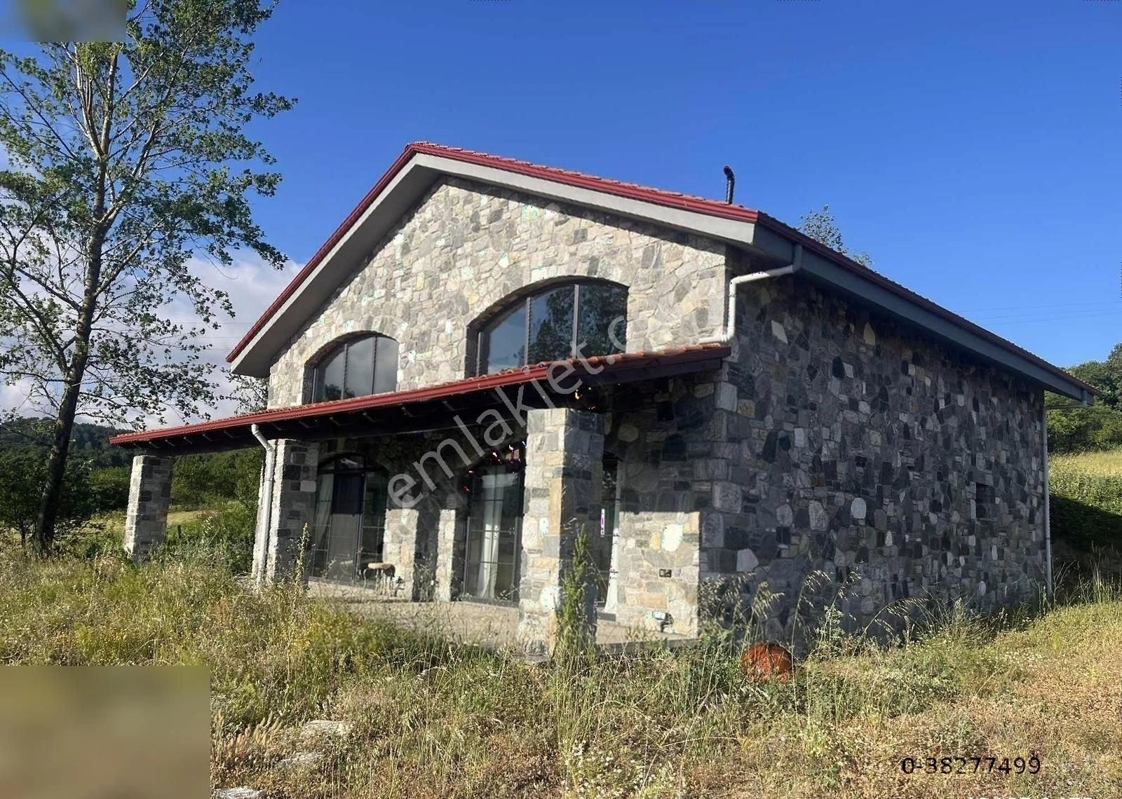 İznik Hacıosman Sarusuda Satılık Taş Villa