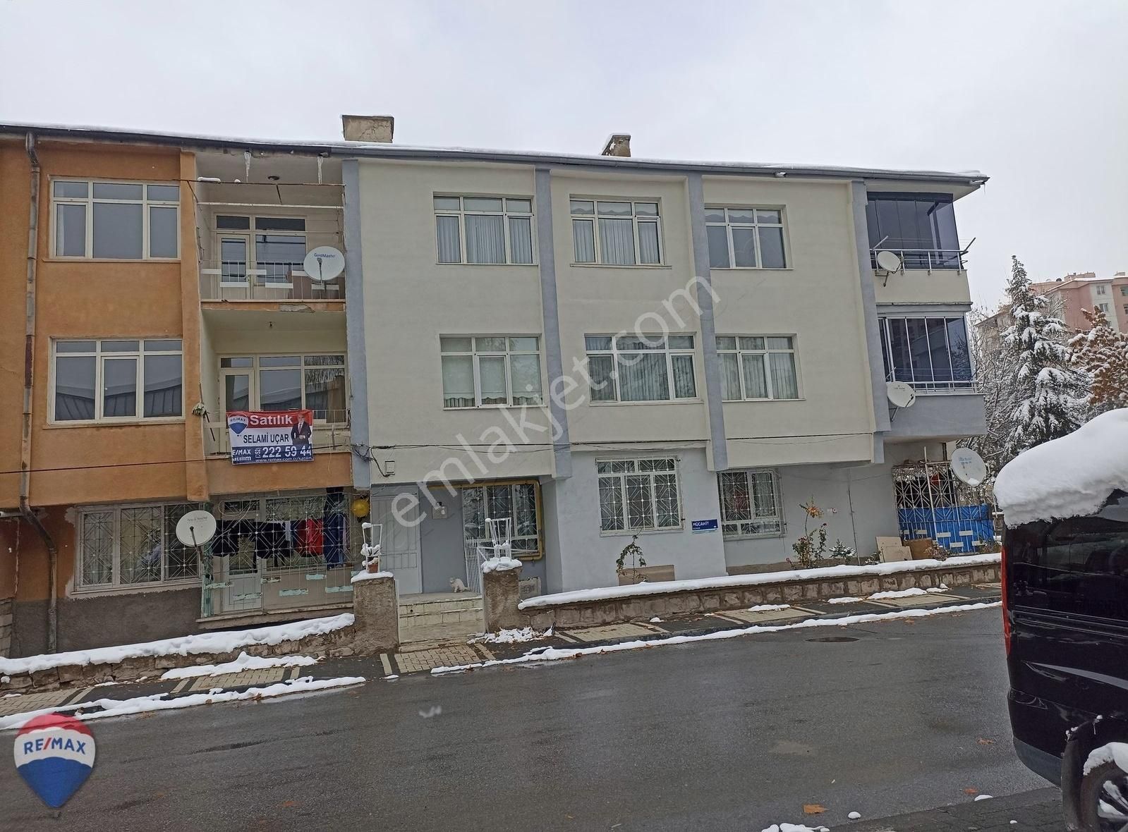 Kocasinan Yenişehir Satılık Daire Yenişehir Mh.de Net 100 M2 Geniş 2+1 Arakat Daire