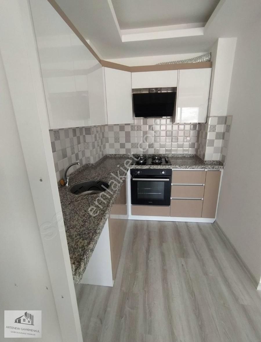 Bayraklı Çiçek Satılık Daire Artenew'den Satılık Manzaralı,balkonlu Sıfır 1+1 Daire