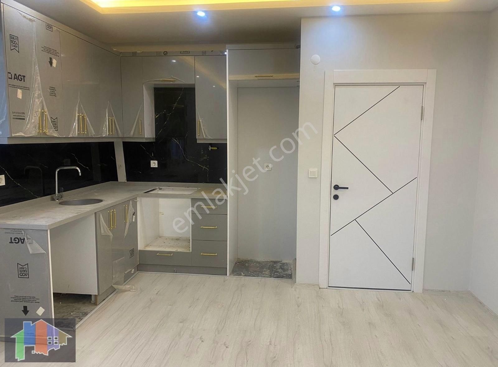 Bayraklı Osmangazi Satılık Daire Ultra Lüks 3+1 Full Tadilatlı Satılık Daire Ebevyn Banyolu