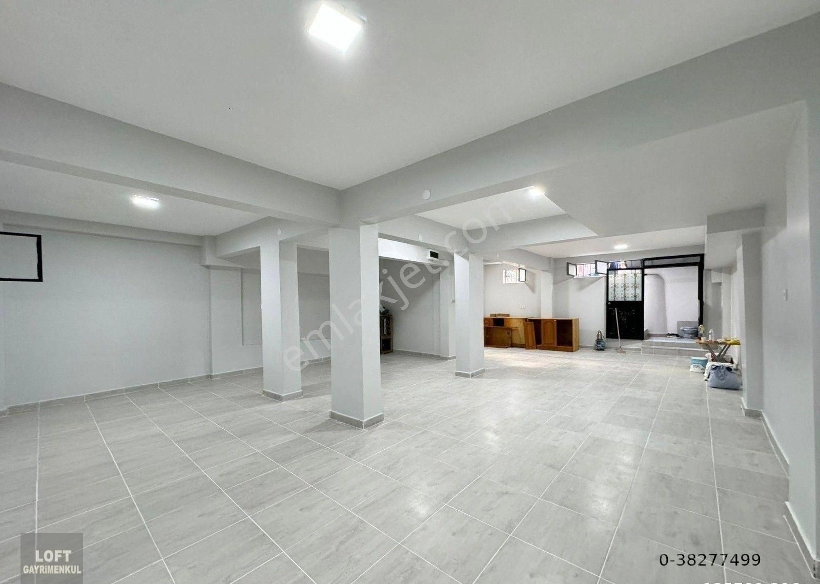 Küçükçekmece Sultan Murat Kiralık Dükkan & Mağaza Loft'tan Sultanmurat Mh. 90m2 Wcli Masrafsız Tertemiz Dükkan