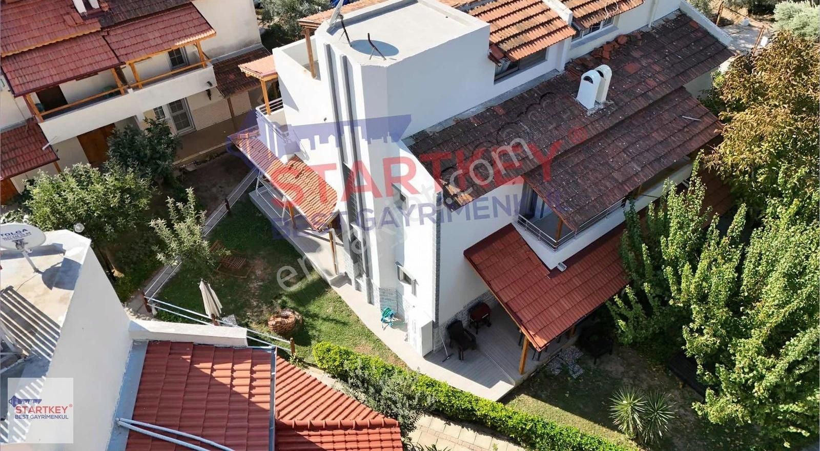 Menderes Gümüldür İnönü Satılık Villa Gümüldür İnönü Mah. 4+1 Tripleks Satılık Site İçi Villa