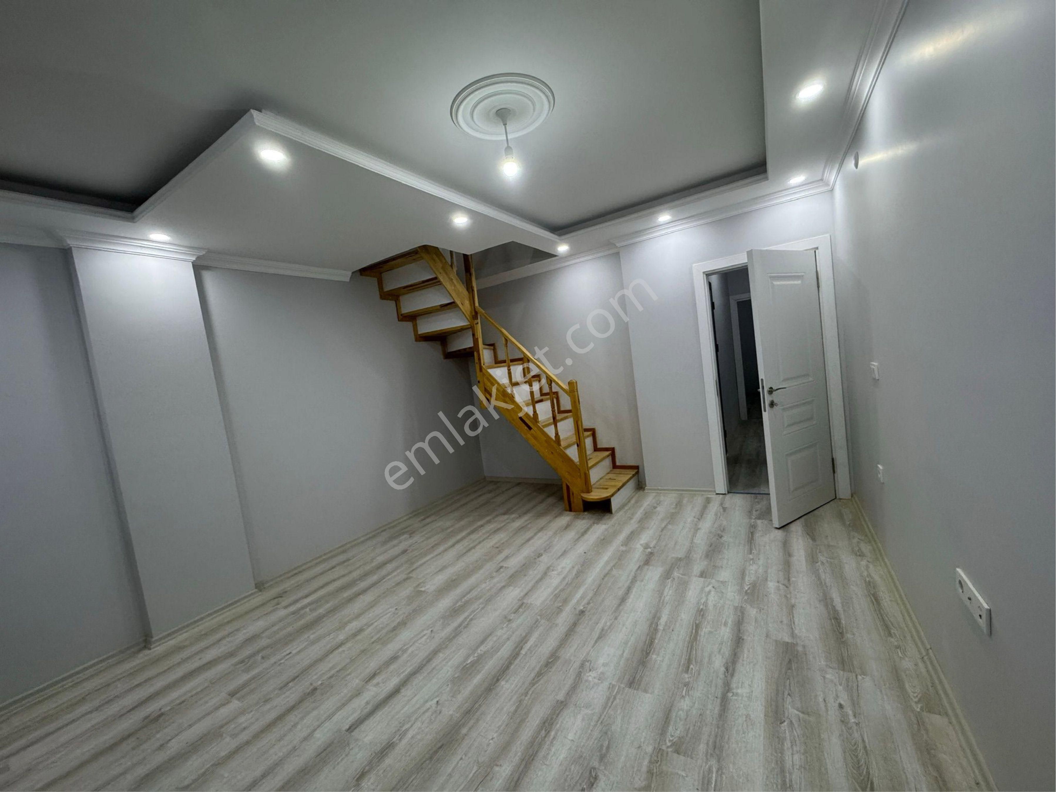 Arnavutköy Karlıbayır Satılık Daire Acil Karlıbayır Mah.de Muhteşem 5 Odalı Sıfır 200m2 Dubleks Daire