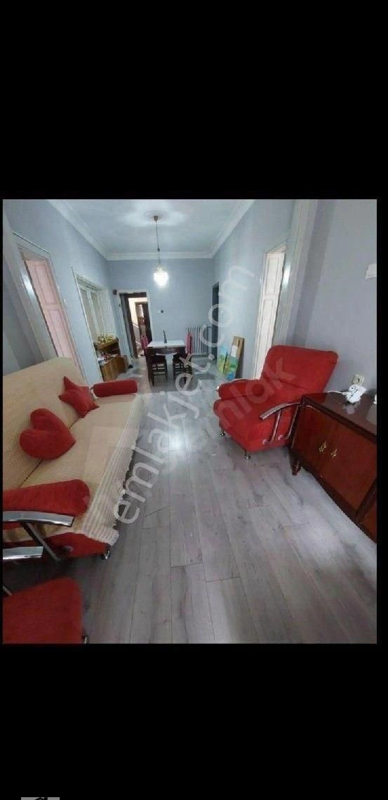 Çankaya Yukarı Bahçelievler Kiralık Daire Bu İlk Kazakistan Cad.üzeri 3+1 Ful Eşyalı Kombili Katta 115m2 Net