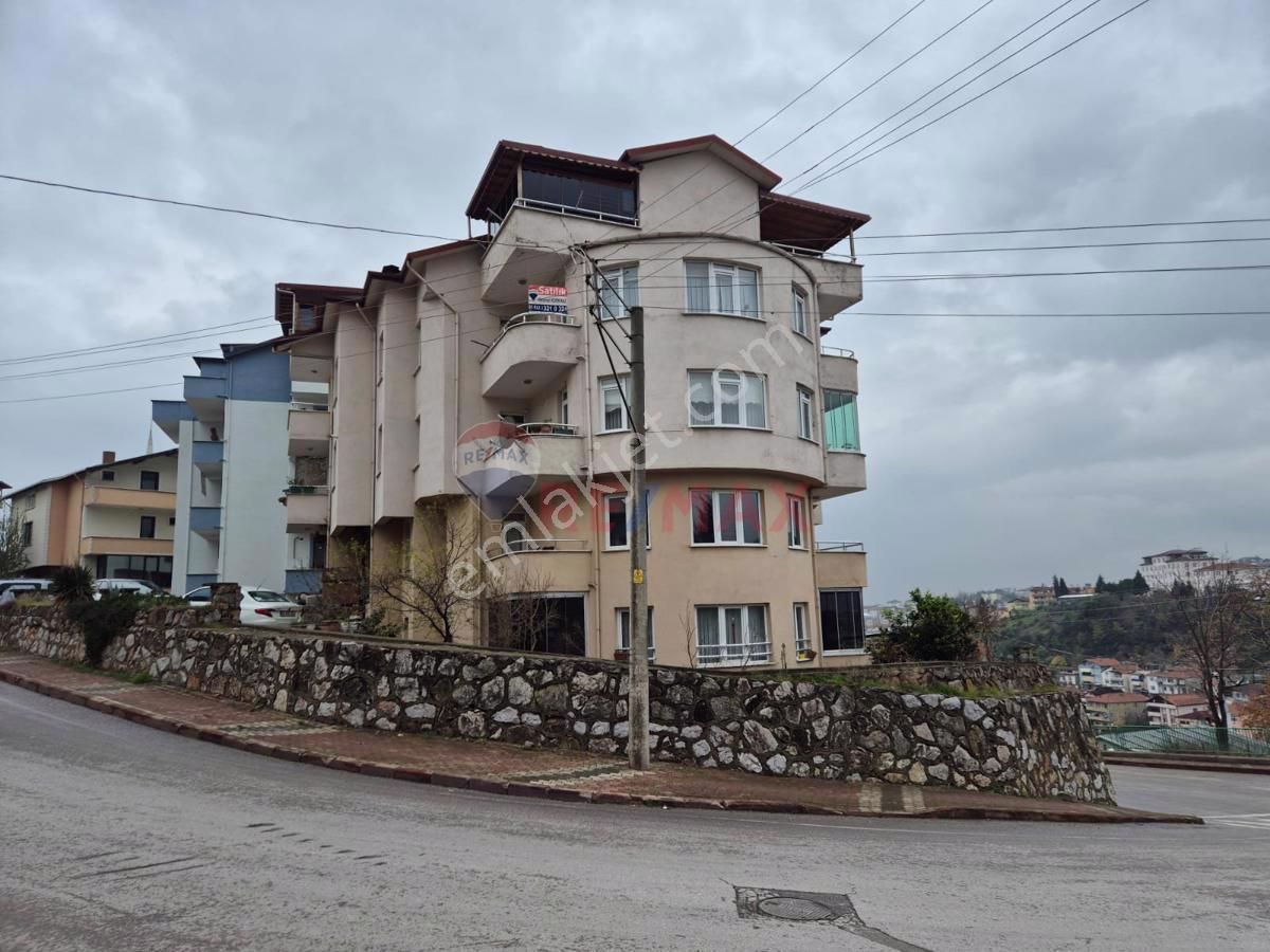 İzmit Yeni Satılık Daire İzmit Yeni Mahalle Radar'da Satılık 4+1 Tripleks Daire