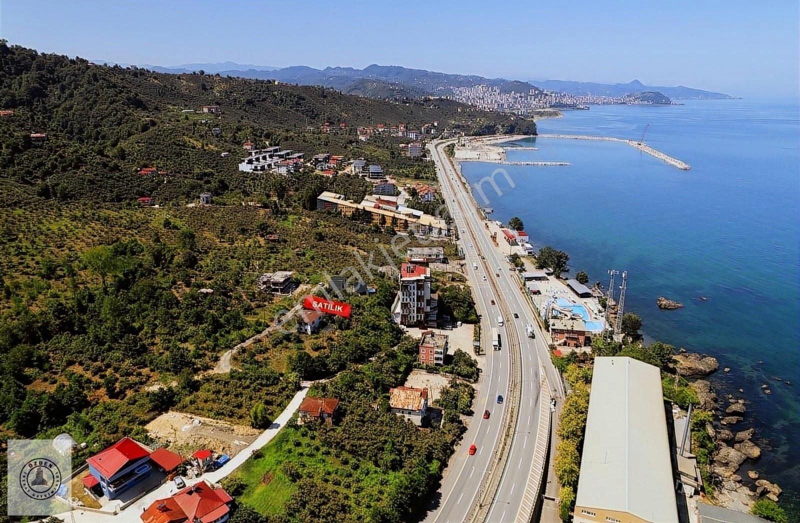 Keşap Güneyköy Köyü (Uzunkum Bademeli) Satılık Konut İmarlı Özden Gayrimenkul'den Giresun Keşap Güneyköy'de