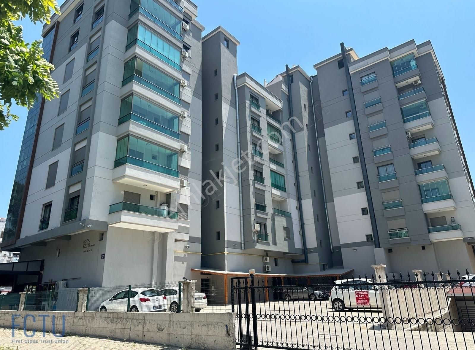 Bayraklı Manavkuyu Satılık Daire Manavkuyu Mahallesi Cadde Üzeri 3+1 170 M2 Satılık Daire