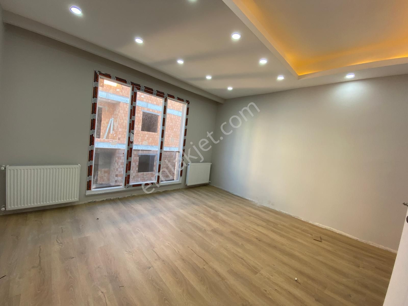 Küçükçekmece Kanarya Satılık Daire Loft'tan Kanarya Mh. 2+1 Sıfır 2. Kat Amerikan Mutfaklı Satılık Daire