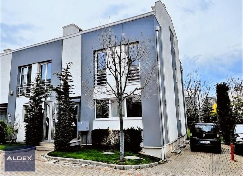 Çankaya Beytepe Satılık Villa Beytepe Anka Natura Evlerinde 5+2 Satılık Fırsat Villa