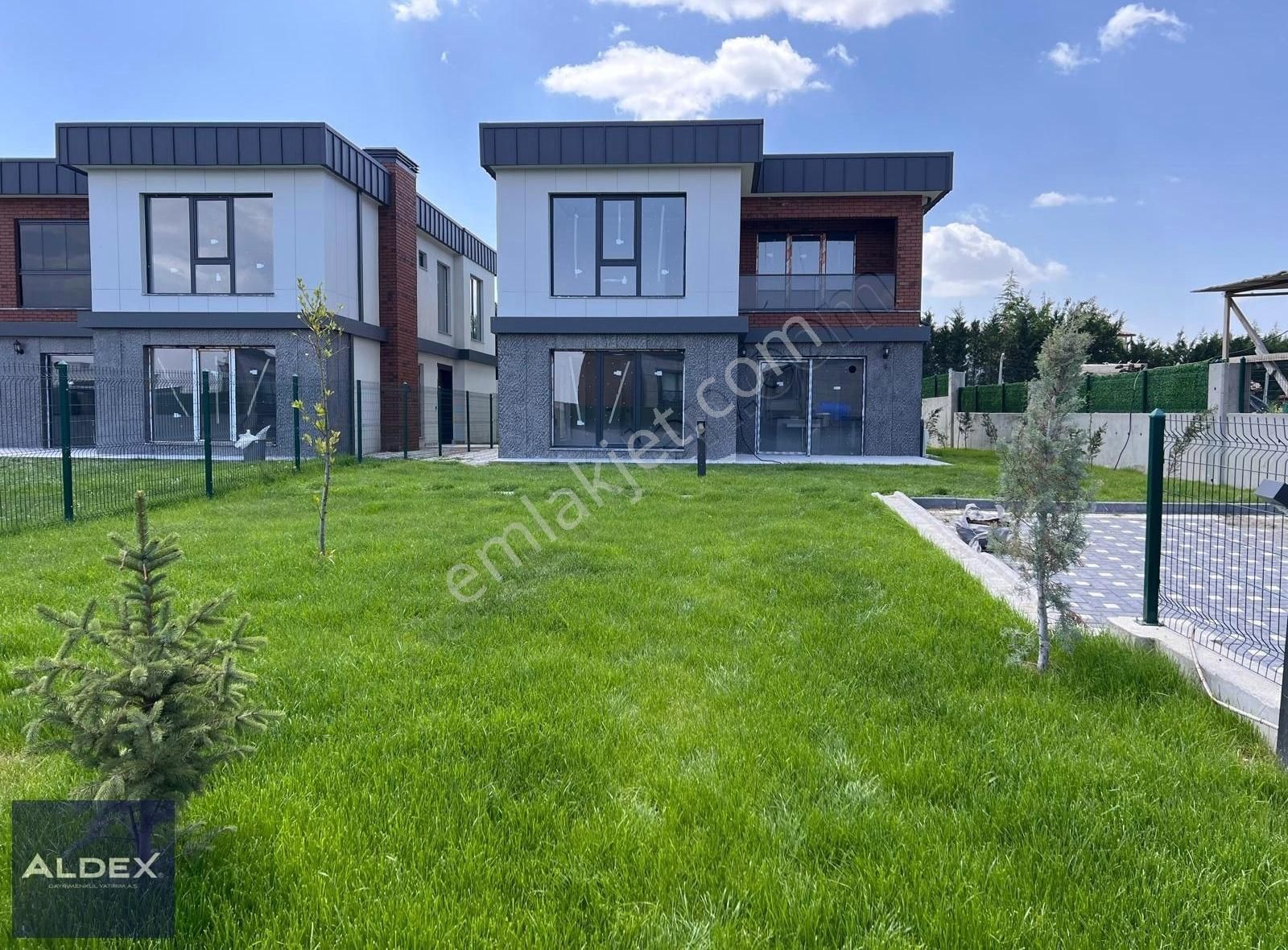 Etimesgut Bağlıca Satılık Villa Bağlıca Mah. 4+1 Full Yapılı 2 Katlı Oturuma Hazır Satılık Villa