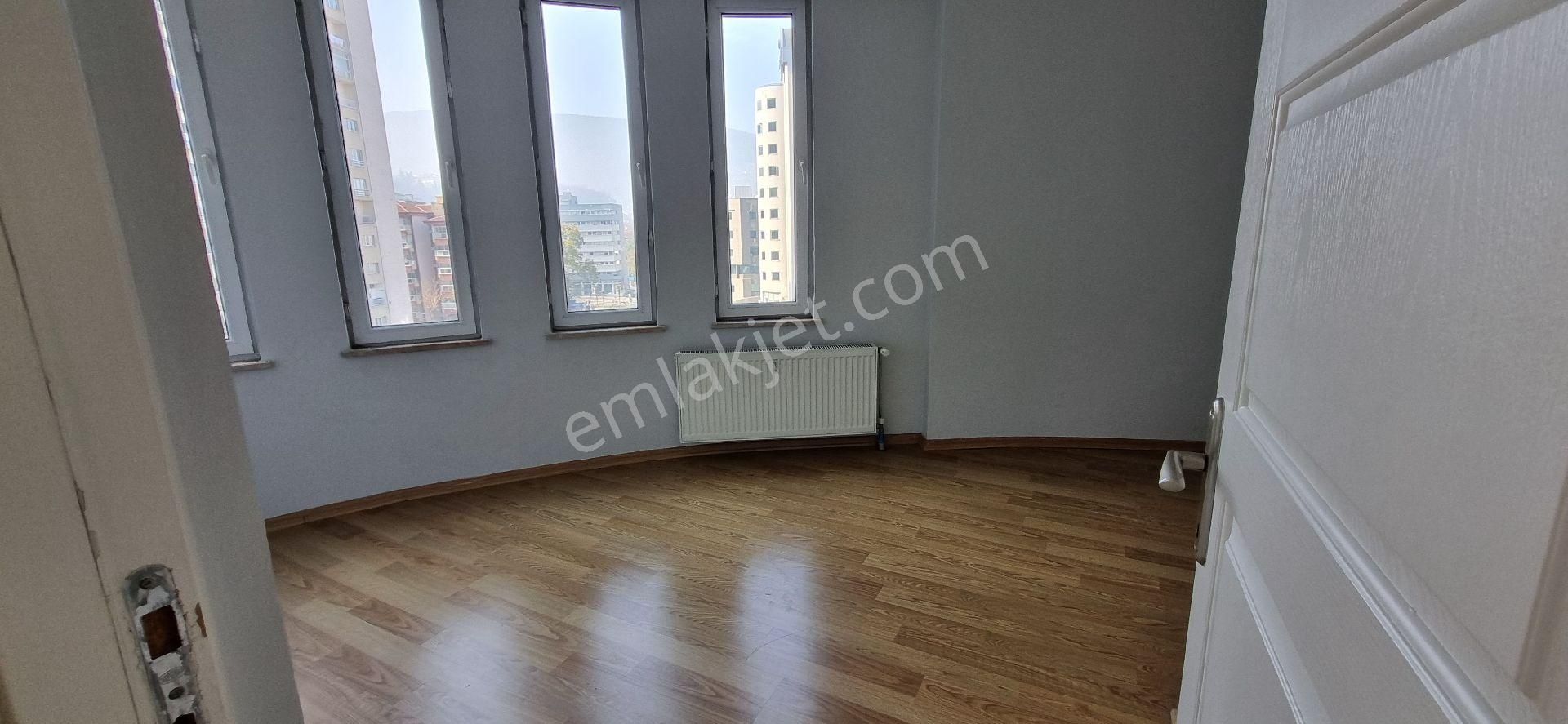 Bursa Merkezde 4+1 Kiralık Daire - Görsel 16