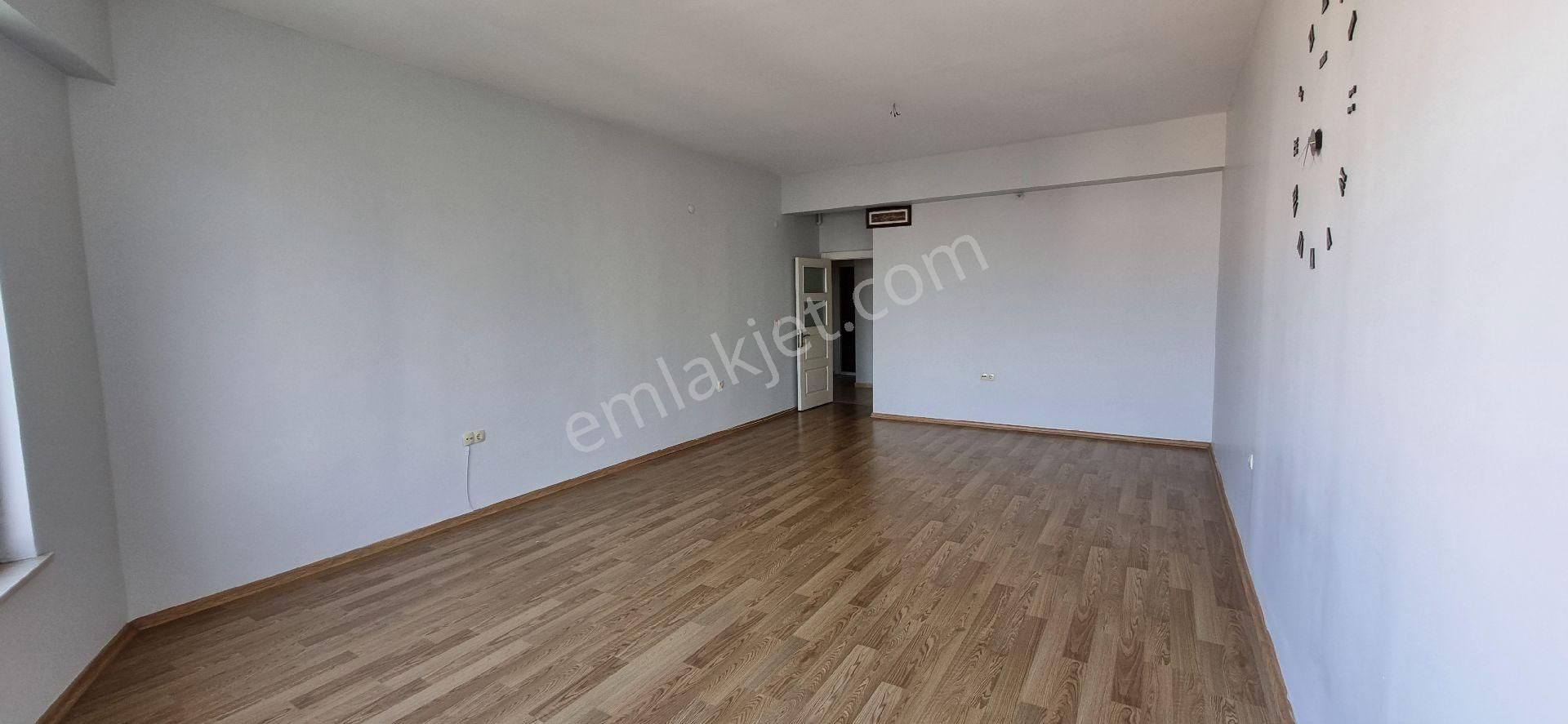 Bursa Merkezde 4+1 Kiralık Daire - Görsel 9