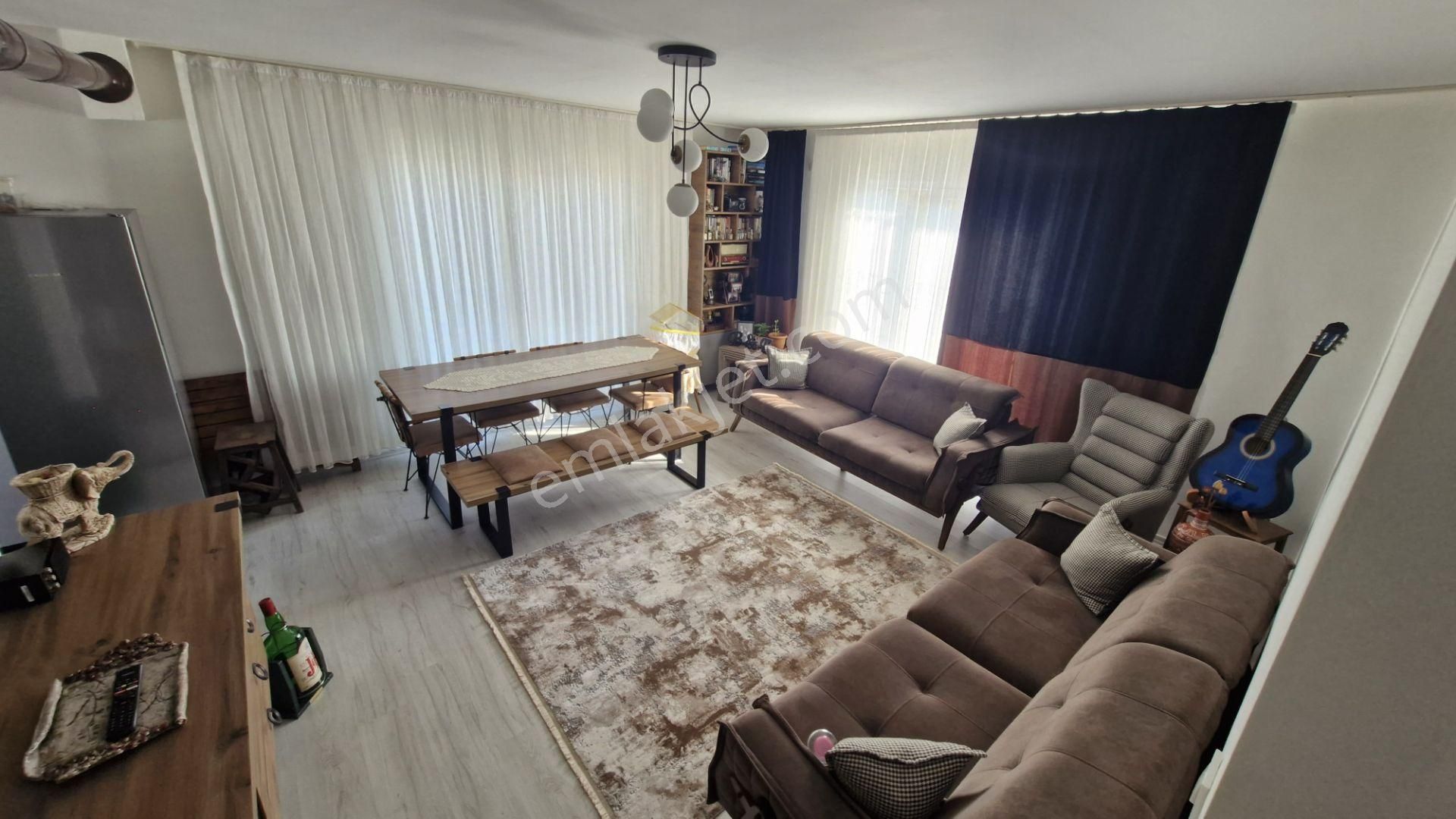 Büyükyıldız Köyünde İçinde 3+1 Evi Olan Satılık Tarla - Görsel 18