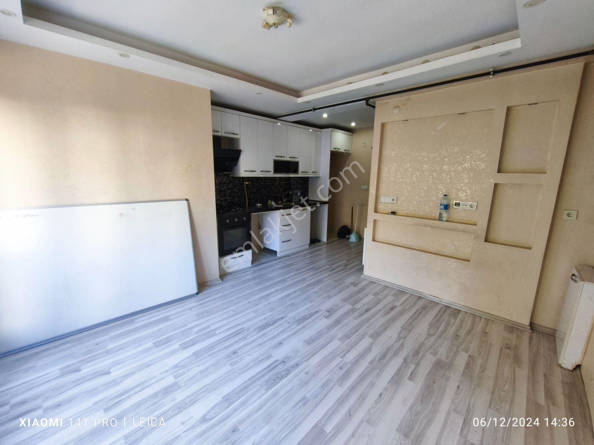 Eyüpsultan Nişancı Kiralık Daire Eyüp Nişancı Metrobüse 2 Dk, Yeni Bina , Bakımlı , 2+1 Daire