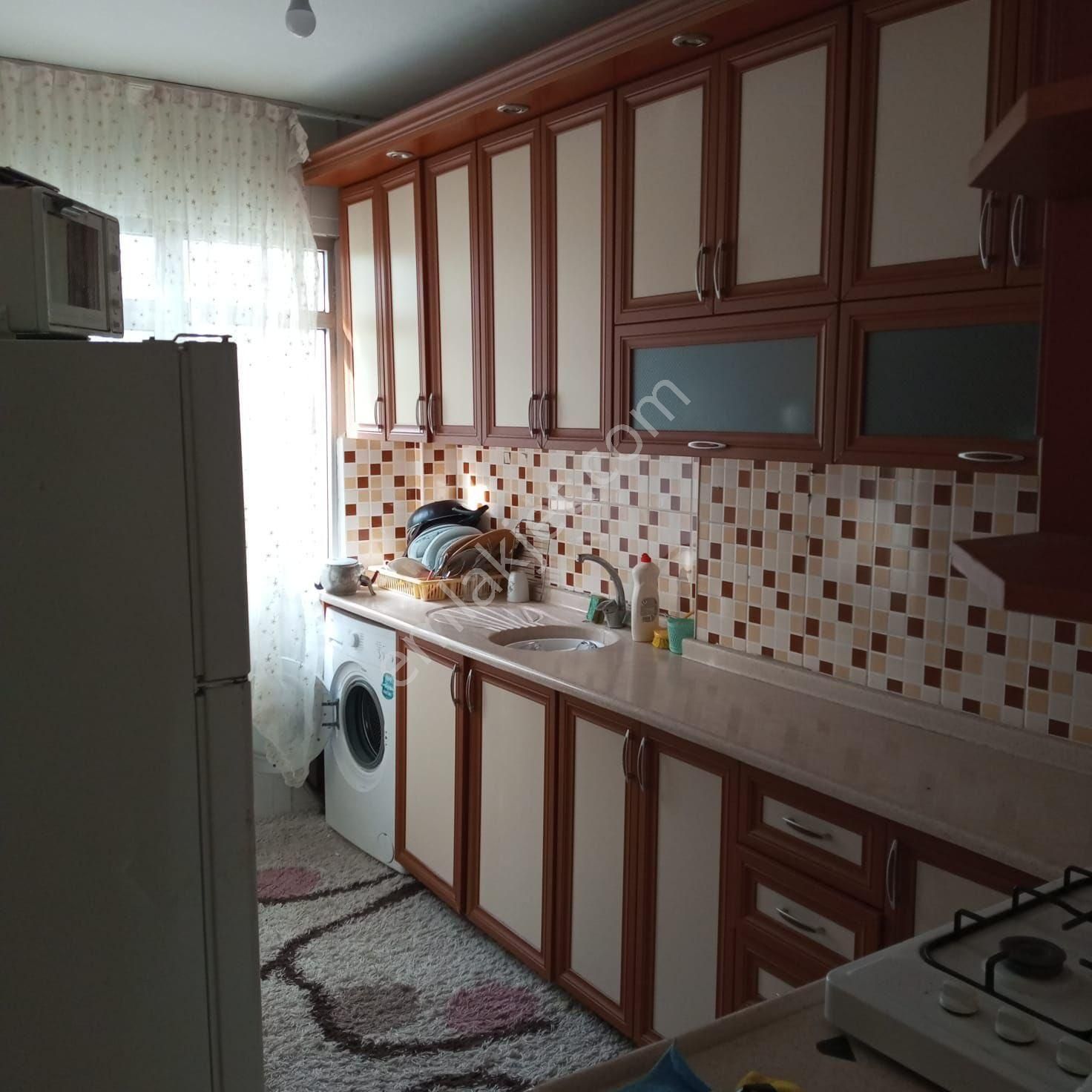 Aliağa Kazım Dirik Kiralık Daire Merkezde Boş Daire Fiyatına Eşyalı Daire