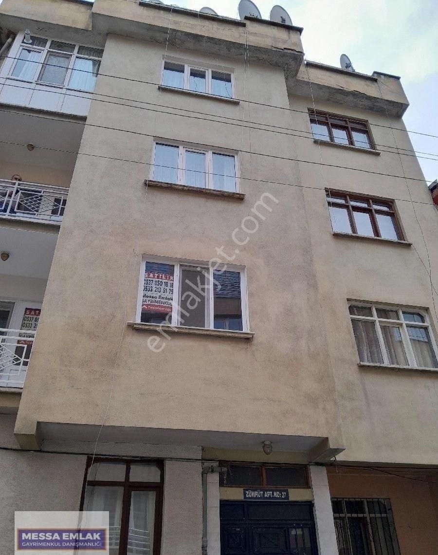 Odunpazarı Gökmeydan Satılık Daire Eskişehir Gökmeydan Mah. Sümbüller Sok. ^^satılık^^ 3+1 Daire 130m2. Kombili