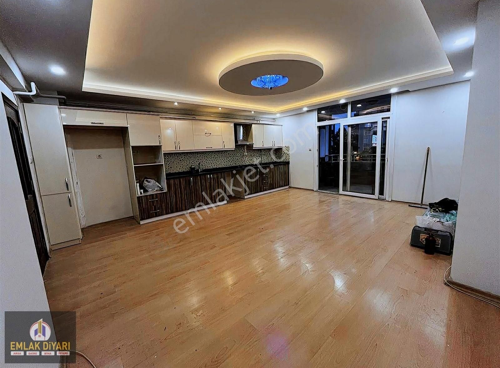 Çukurova Güzelyalı Kiralık Daire T.özal Bulvar Üzeri İçi Full Yapılı İş Yerine Uygun Fırsat Daire