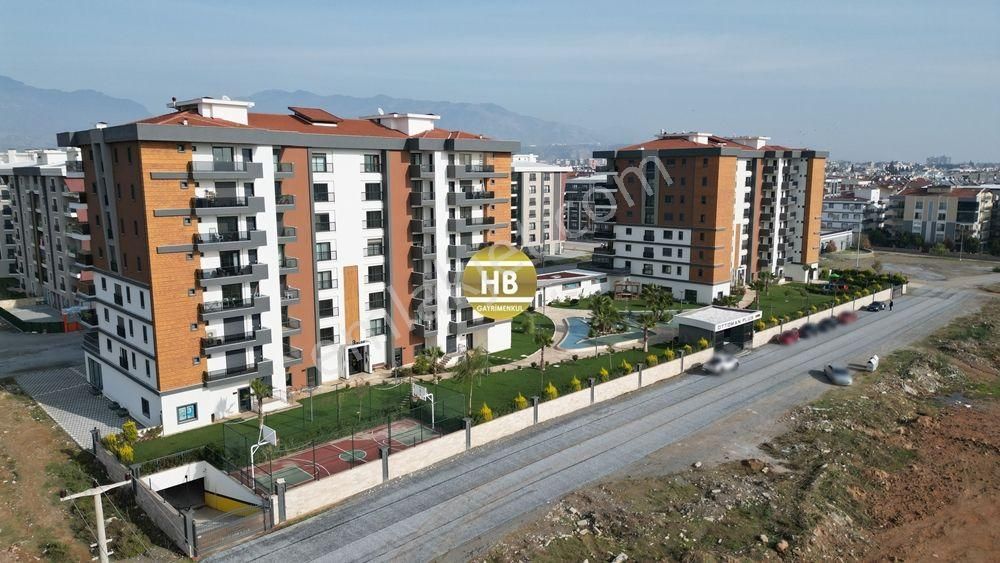 Efeler Zeybek Satılık Residence Hb'den 3+1 Sıfır Satılık Rezidans, Şehir Hastanesi Güzergahında Mükemmel Ferahlıkta, Arakat