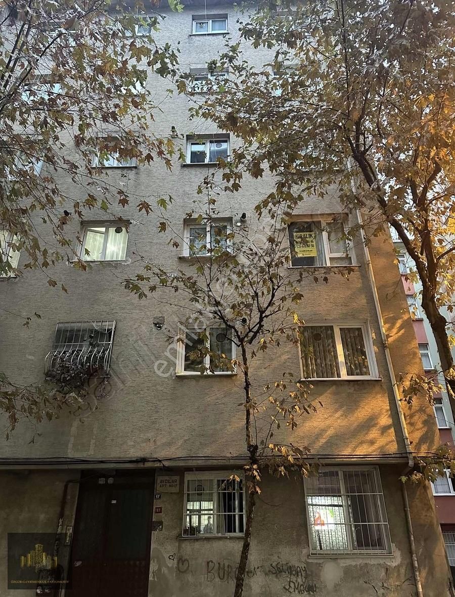 Bahçelievler Cumhuriyet Kiralık Daire Özgür'den Cumhuriyet Mahallesin'de 1+1 Arakat Eşyalı Daire