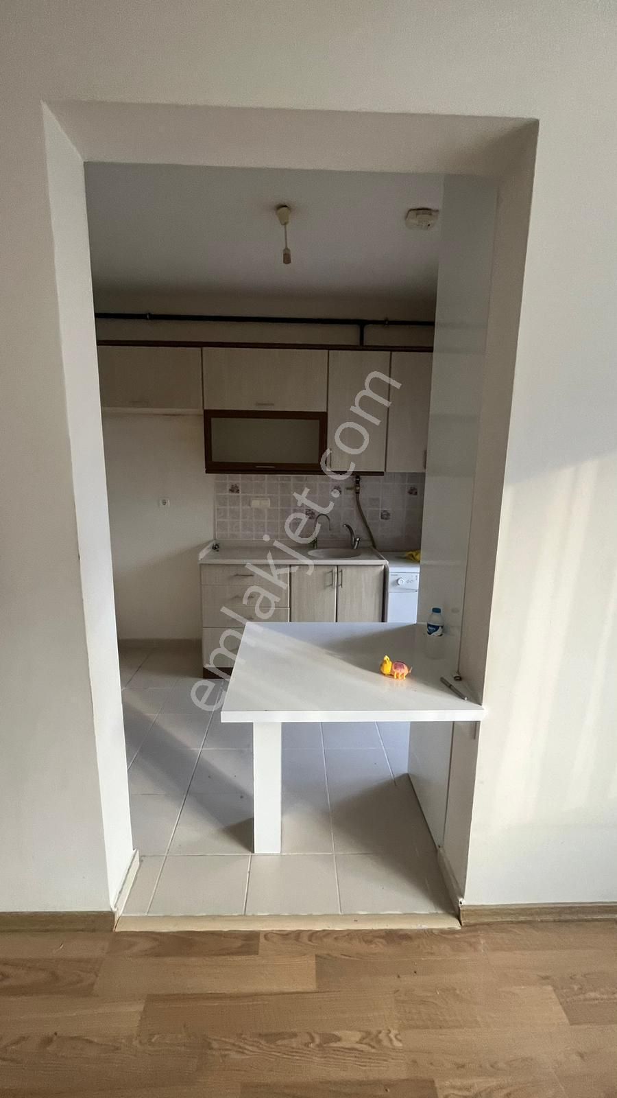 Niksar Yusufşah Kiralık Daire Niksar Emlak'tan 2.etap Tokide 2+1 Kiralık Daire...