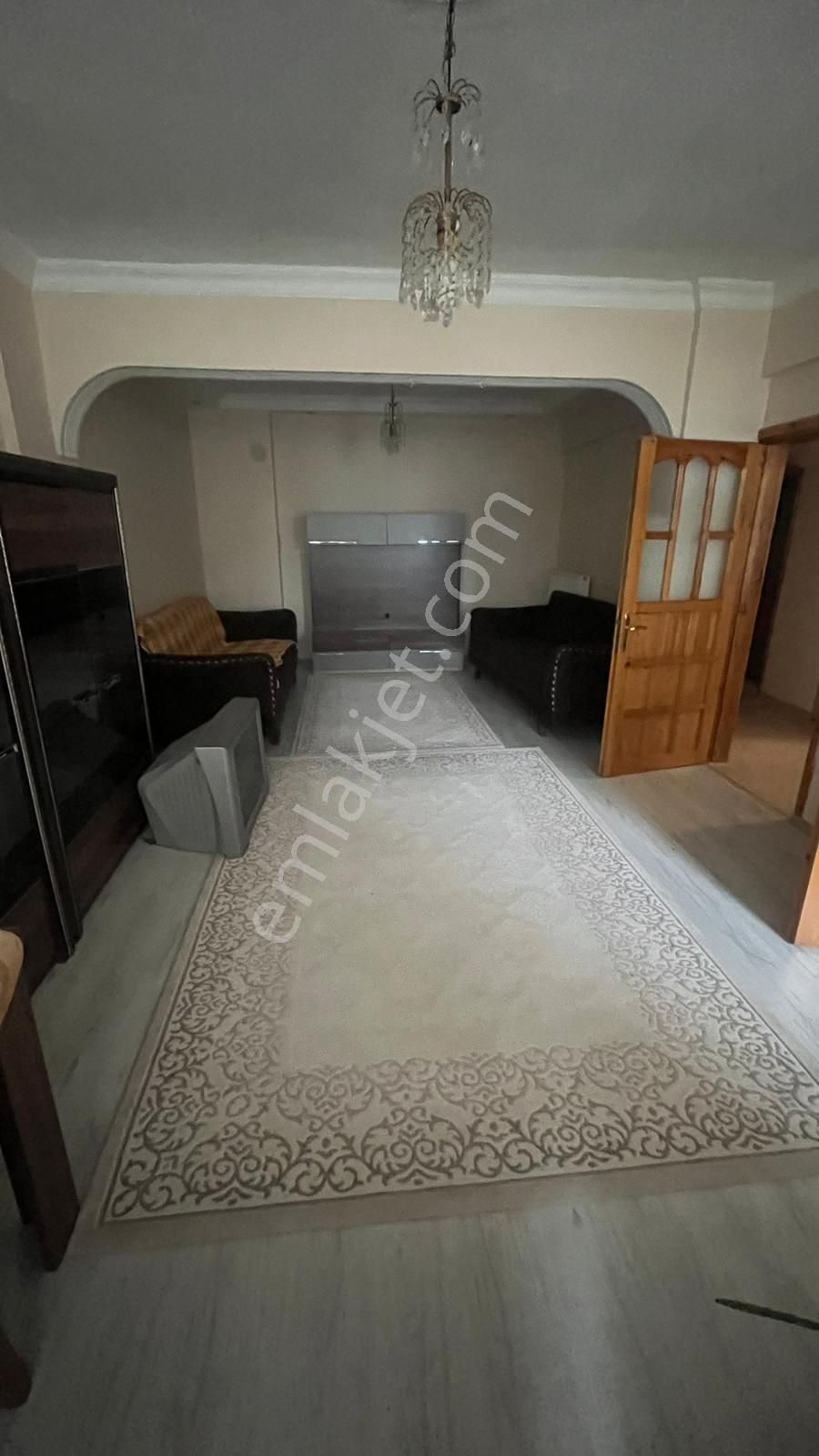 Niksar Fatih Kiralık Daire Niksar Emlak'tan Eşyalı Kiralık 2+1 Uygun Fiyat...