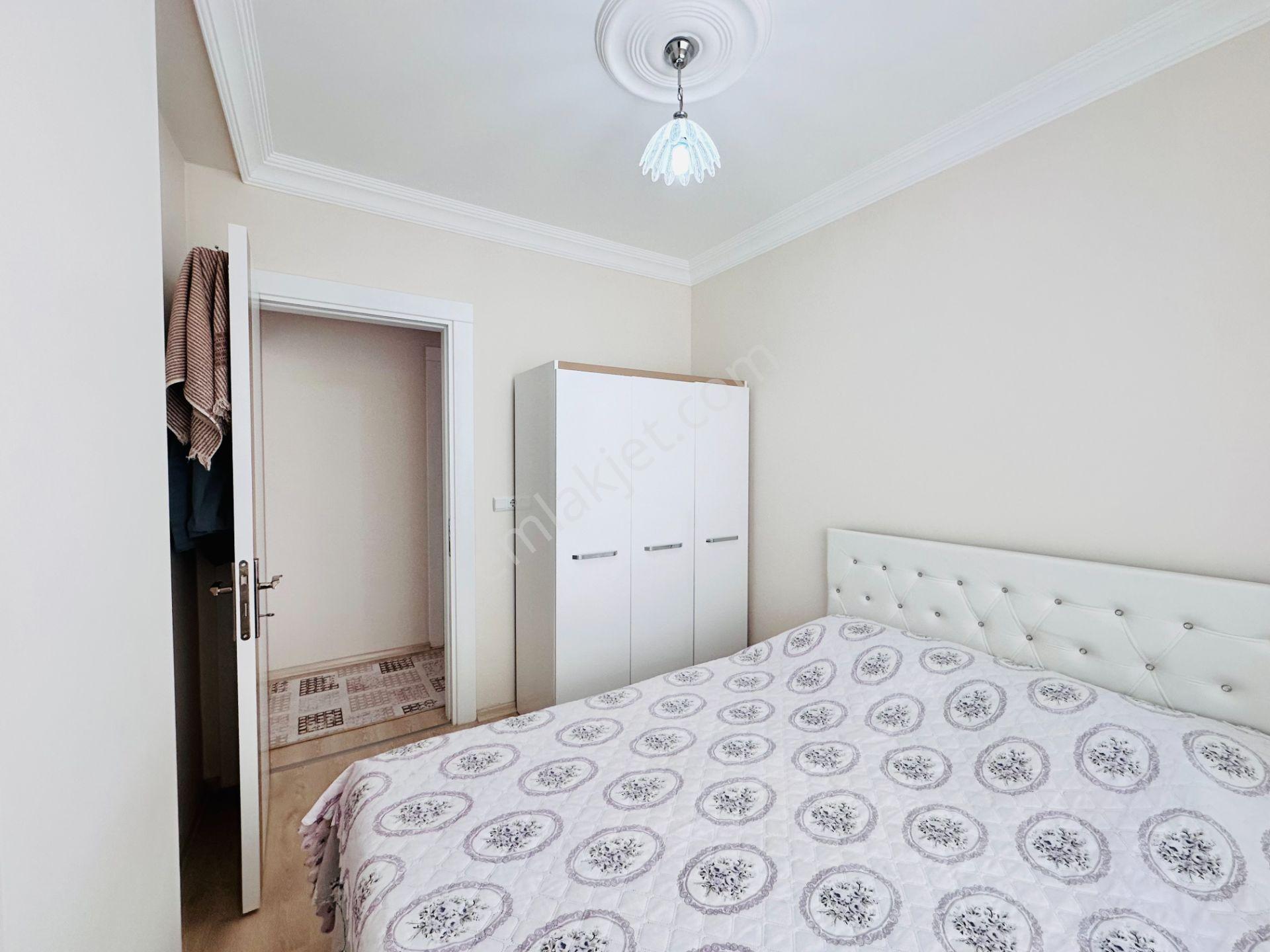 Babil Emlaktan Kiralık Yenibeşevlerde 2+1 Eşyalı Lüx Daire - Görsel 13