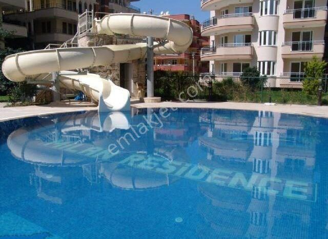 Alanya Mahmutlar Satılık Daire Alanya Mahmutlar 2+1 Mobilyalı Site İçerisinde Denize Yakın Daire