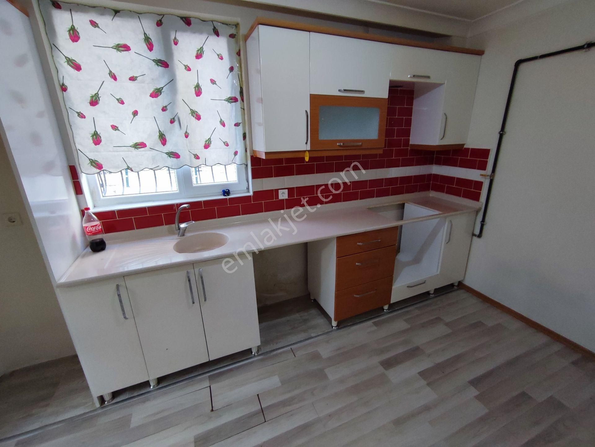 Altındağ Karapürçek Kiralık Daire Yılmazer'den Kiralık Salı Pazarı Arkası Giriş Kat 2+1 Asansörlü Yapılı