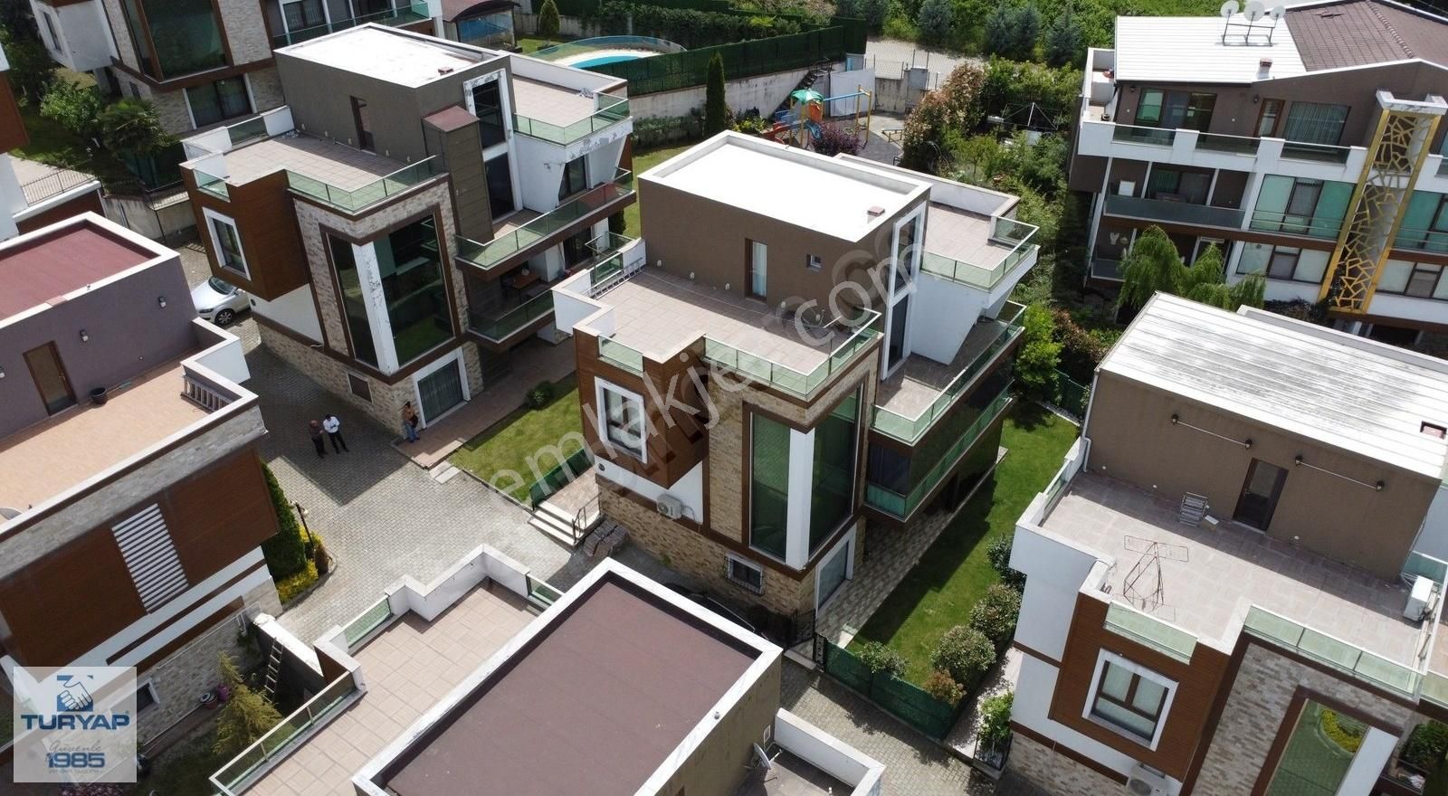 Yalova Merkez Kadıköy Bld. (Merkez) Satılık Villa Turyap Soner'den Satılık Özden Mahallesinde Site İçi Lüks Villa