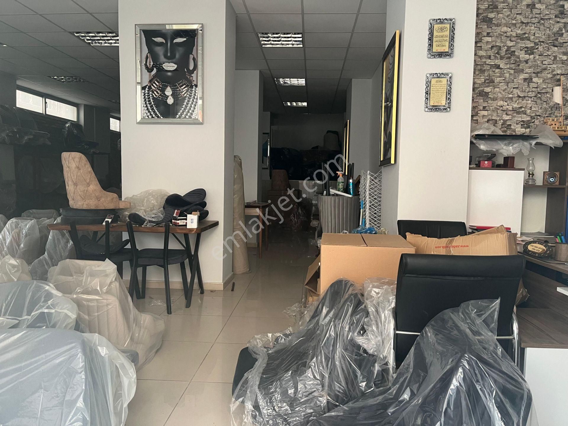 Ergünden Pirireiste Silifke Cad Üzeri Satılık Dükkan - Görsel 2