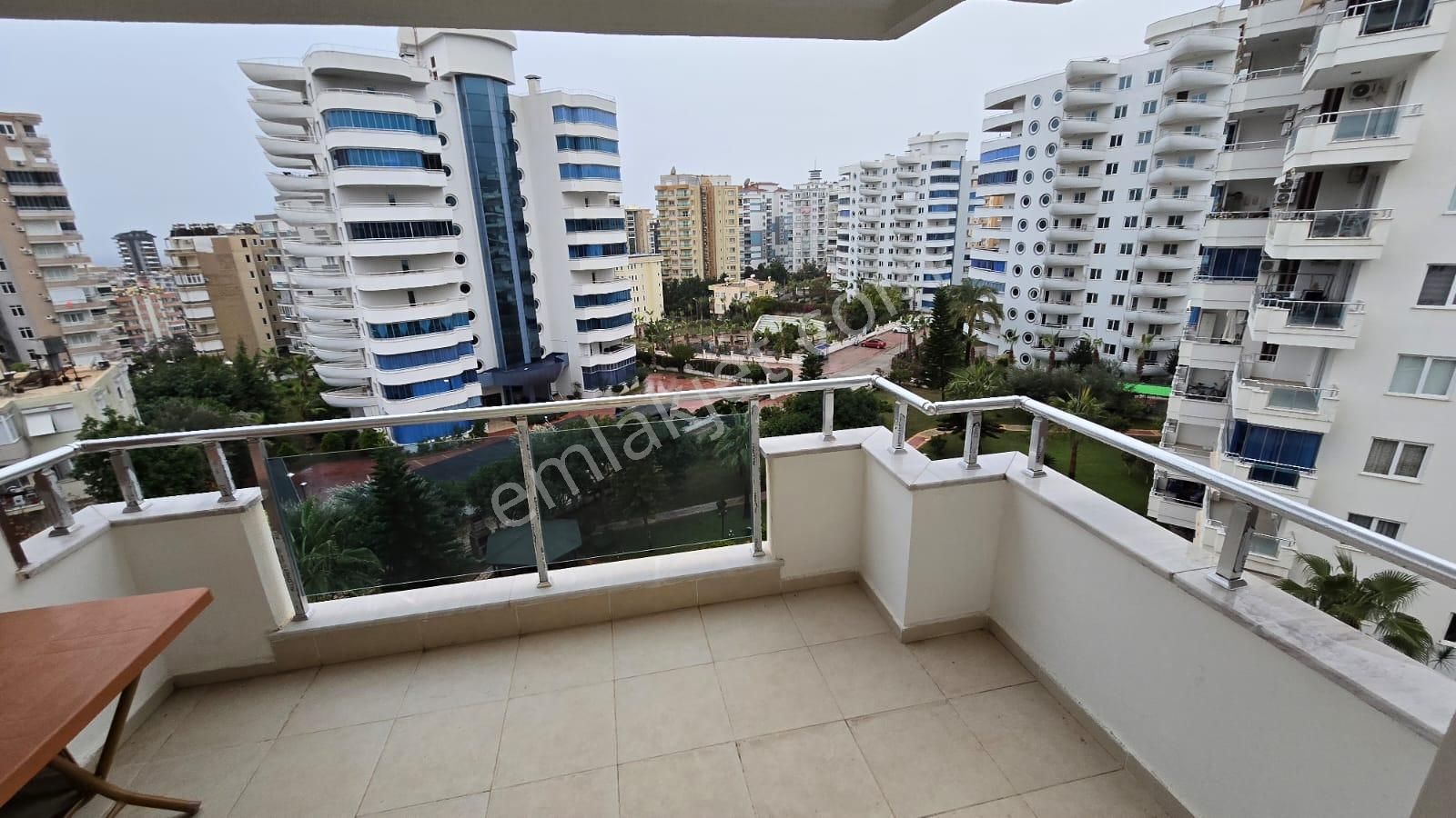 Alanya Mahmutlar Kiralık Daire Alanya Mahmutlar My World City 1+1:70m2 Eşyalı Kiralık Daire