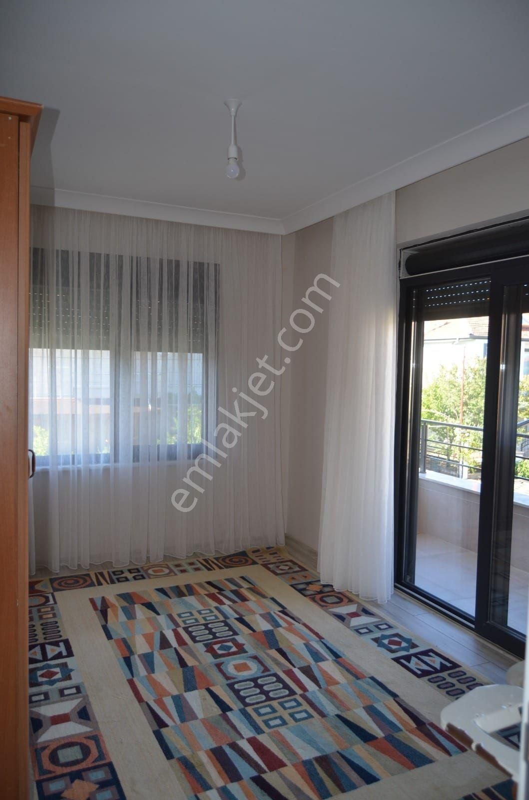 Yetkili'si Pera Dan Güre De Denize 30 M.bahçeli 4+1 Müstakil Villa - Görsel 15