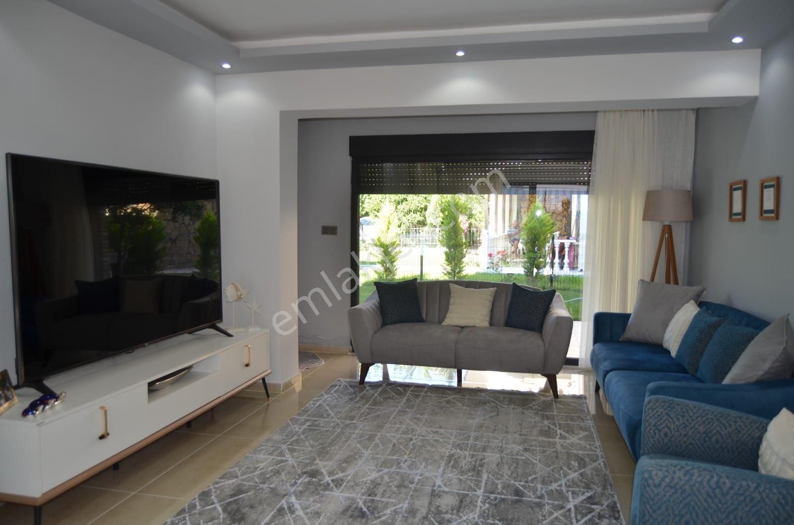 Yetkili'si Pera Dan Güre De Denize 30 M.bahçeli 4+1 Müstakil Villa - Görsel 10