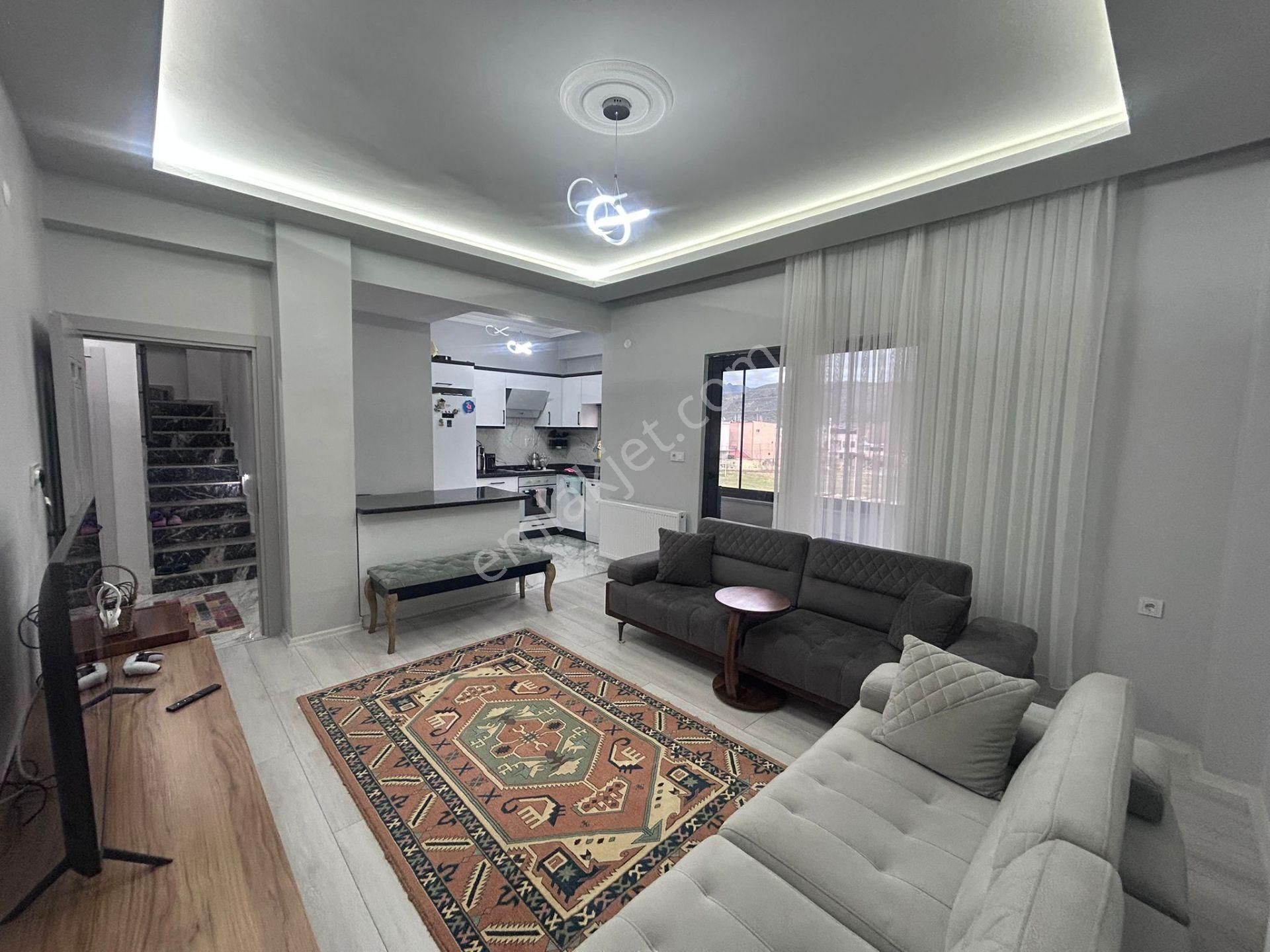 Edremit Zeytinli Satılık Daire Zeytinli'de Ultra Lüx Kat Dublexi 3+1 180 M2